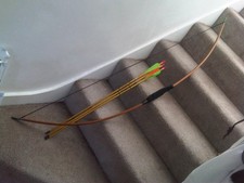 longbow archery 140cm (5ftish) + arrows