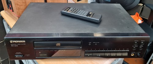 Pioneer 204 player - player, with