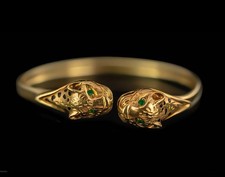 18ct Gold Twin Leopards Head