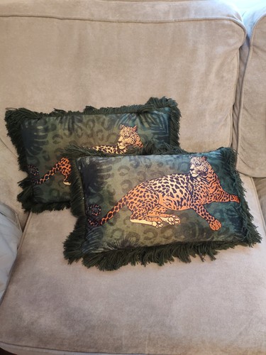 Pair velver fringed green - of,
