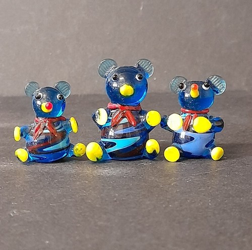 Vintage art glass miniature - art,