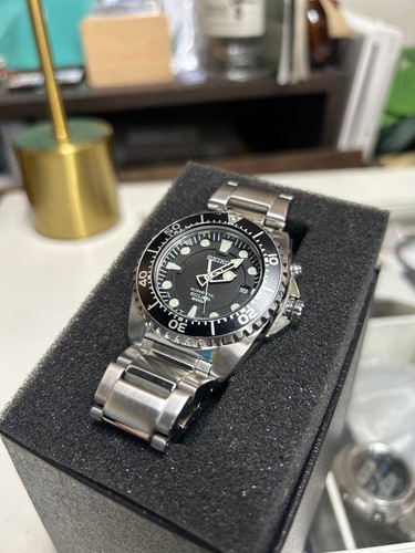 Excellent condition seiko 5m62 - excellent,