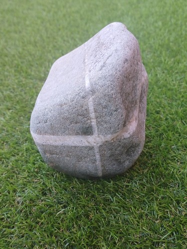 Natural wishing stone beach - natural,