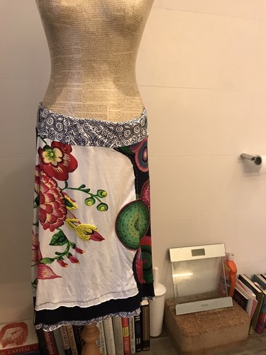 Multicoloured embroidered and - multicoloured,