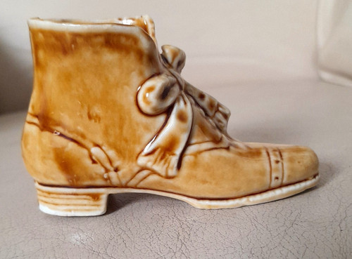 Little porcelain shoe - shoe,