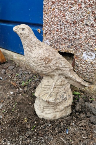 Vintage bird garden ornament - bird,