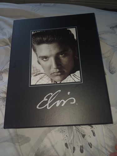 Elvis presley presentation - elvis, box