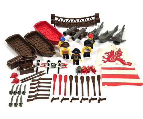 Lego pirates lot minifigs - pirates,