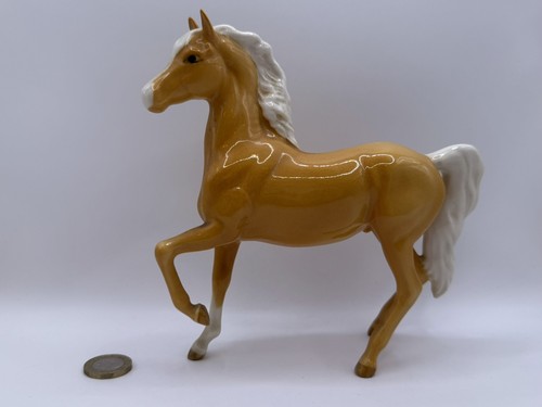 Beswick palomino prancing - palomino, arab