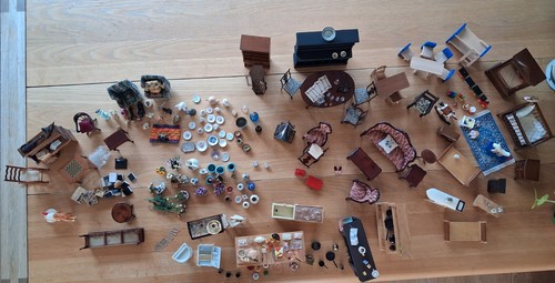 Dolls house furniture - dolls,