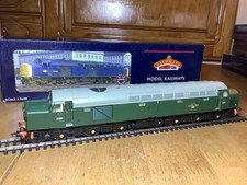 Bachmann 32-475 BR Green Class 40 Diesel Locomotive D368 with Indicator Boxes