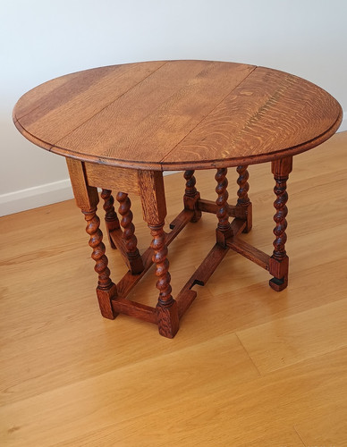 Antique oak drop leaf - gate, leg