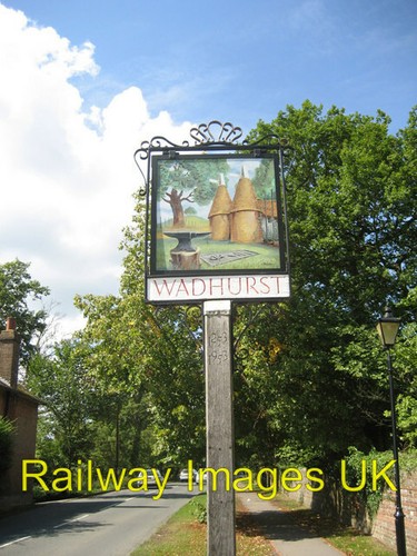 Photo wadhurst village - wadhurst, sign