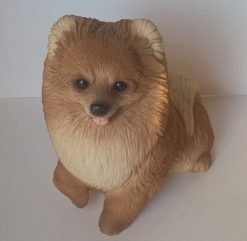 Pomeranian dog pet figurine - pomeranian,