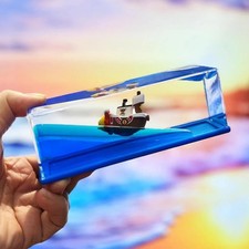 Flowing Cruise Ship Fluid