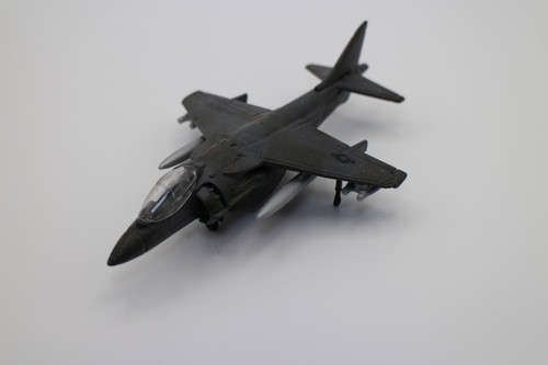 Maisto tailwinds harrier - maisto,