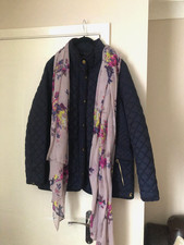 JOULES NAVY QUILTED "NEWDALE" COAT & JOULES SCARF    Size 18