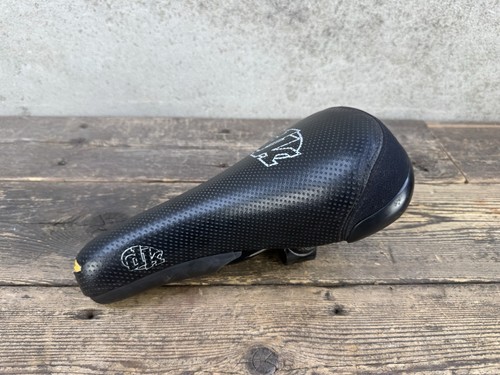 Bmx seat black - dk,