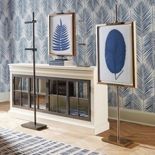 Gallery Easel adjust up and