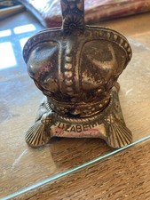 QUEEN ELIZABETH II CROWN CAST