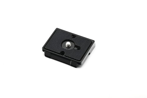 One manfrotto 200pl plate - one,