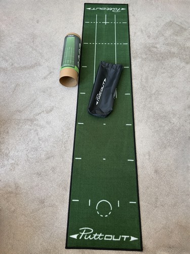 Putt out pro golf putting - putt,