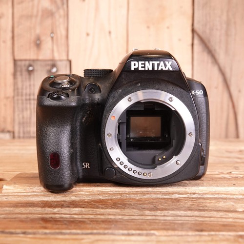 Faulty pentax k50 camera body - faulty,