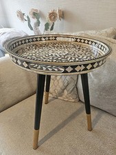 Gorgeous Vintage Style Solid