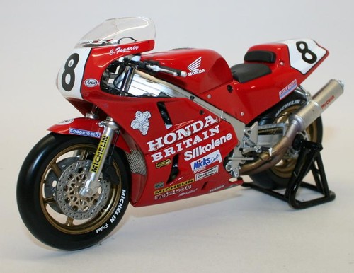 Univ hobbies scale - 1/12,