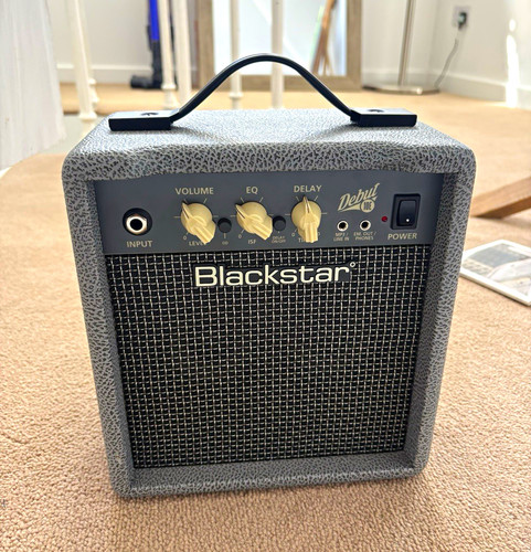 Blackstar debut 10e 10w solid - 10w,