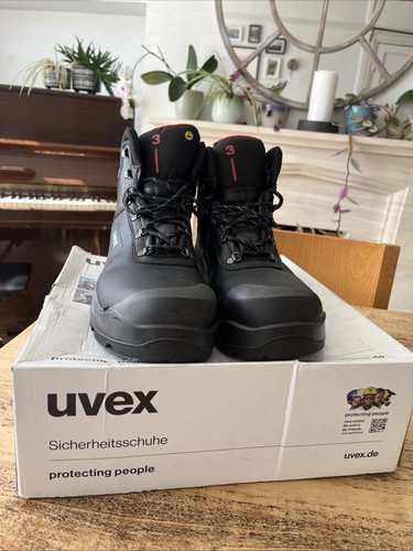 Uvex quatro safety boots - 3,