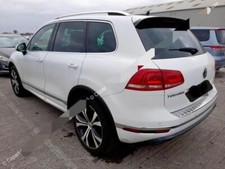 Vw Touareg R line 3.0tdi Breaking Parts Crc white LC9A 