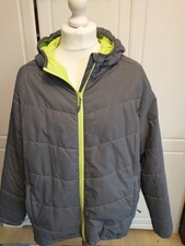 Mens Winter Jacket New XL Good