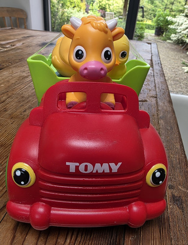 Tomy pull along toy truck - tomy, truck/car