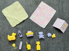 Barbie Happy Family Baby Midge