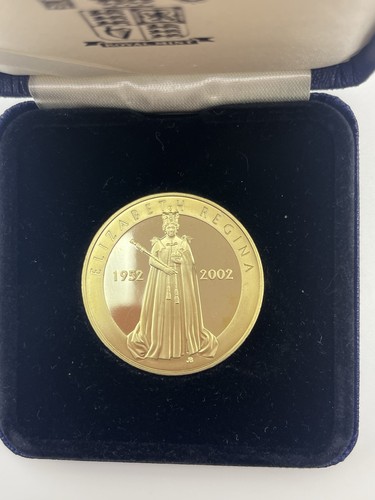Rare 2002 royal mint - mint, queen