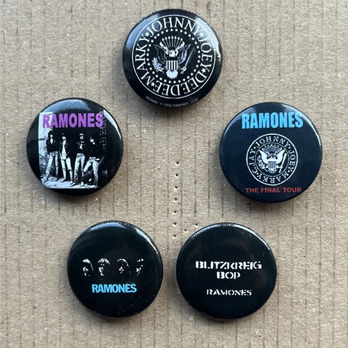 Ramones official button - official, badges