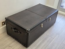 CROCODILE ALLIGATOR EMBOSSED