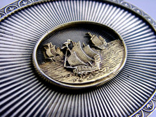 I SAW THREE SHIPS on CHRISTMAS DAY STERLING SILVER GILT MUSICAL BOX 1979 CASED