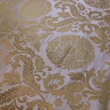 Floral Gold Leaf Damask