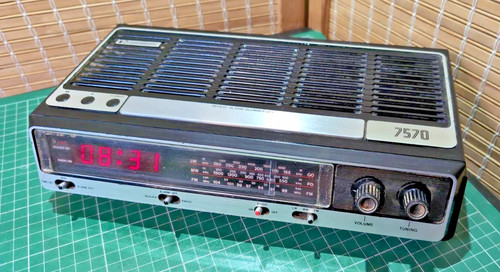 Pye 7570 vintage - vintage, clock