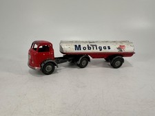 Micro (Australia) - Commer - Tanker Truck - G/27 - Mobilgas - Rare - Collectable