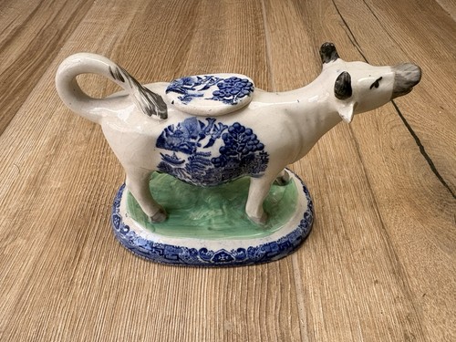 Antique staffordshire cow - staffordshire,