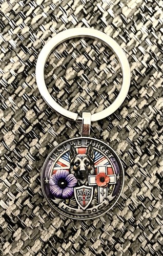 Beautiful war dogs key ring - key,