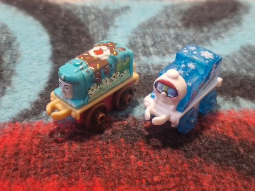 Two miniature thomas friends - miniature,