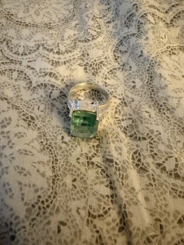 Emerald cut aquamarine - emerald,