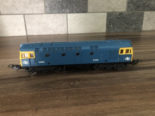 Lima class diesel loco - 33,