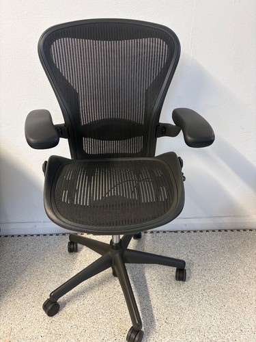 Herman miller aeron size - size, b