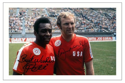 Bobby moore pele football - pele,