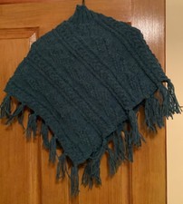 Girls Pure Wool Aran Hand Knitted Poncho 13”  x 20”  plus fringe Blue/Green New.